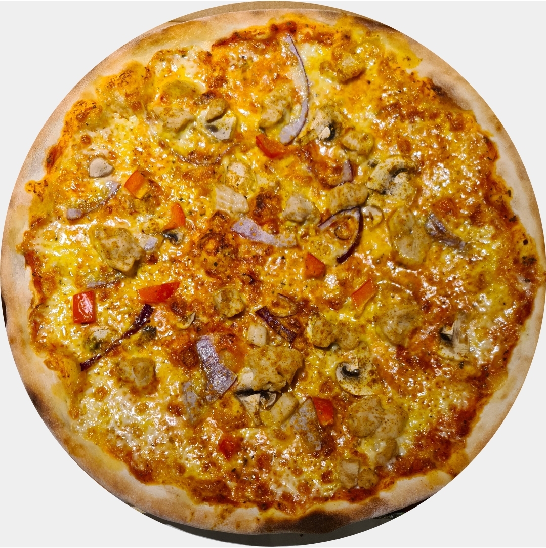 Kycklingpizza med paprika, lök och champinjoner